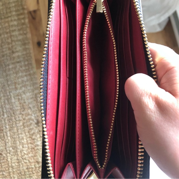 Like New Black Coach Wristlet Wallet - Picture 6 of 6